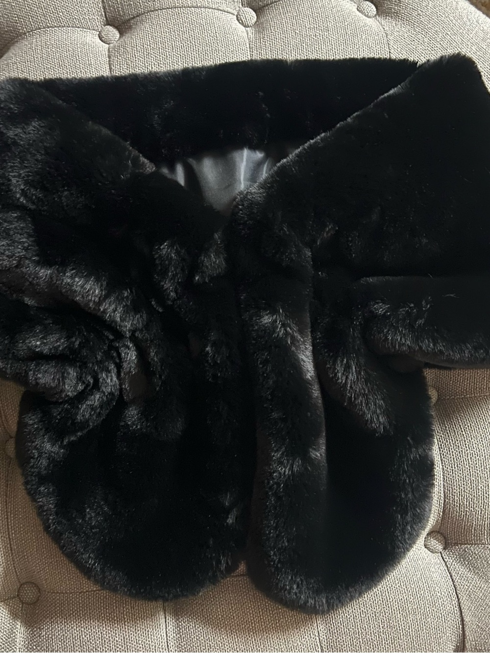 Black Faux Fur Mini Shawl- Women's Cape Accessory